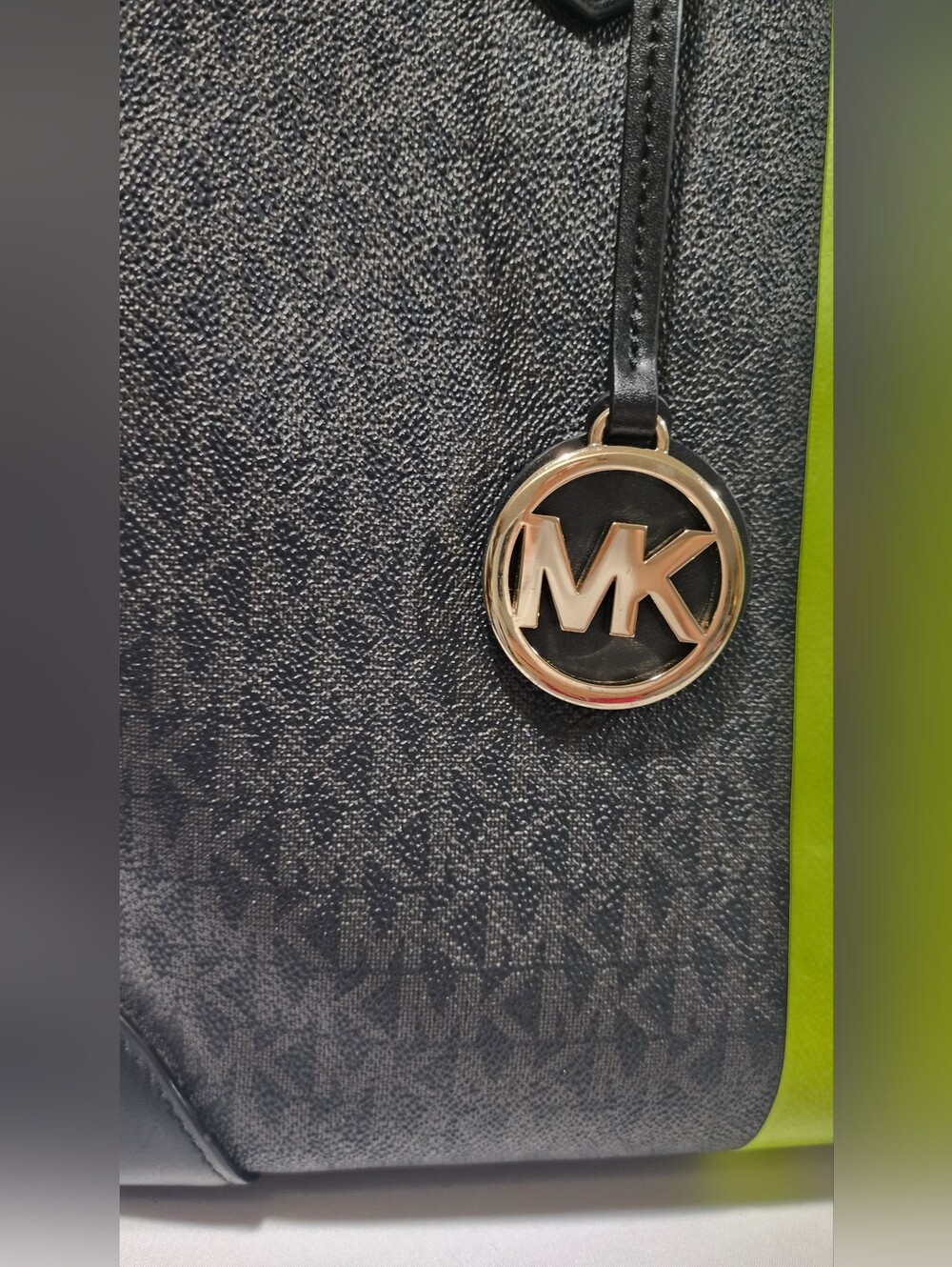 Michael Kors Eva Large Tote  Neon Yellow Stripe - Picture 14 of 16